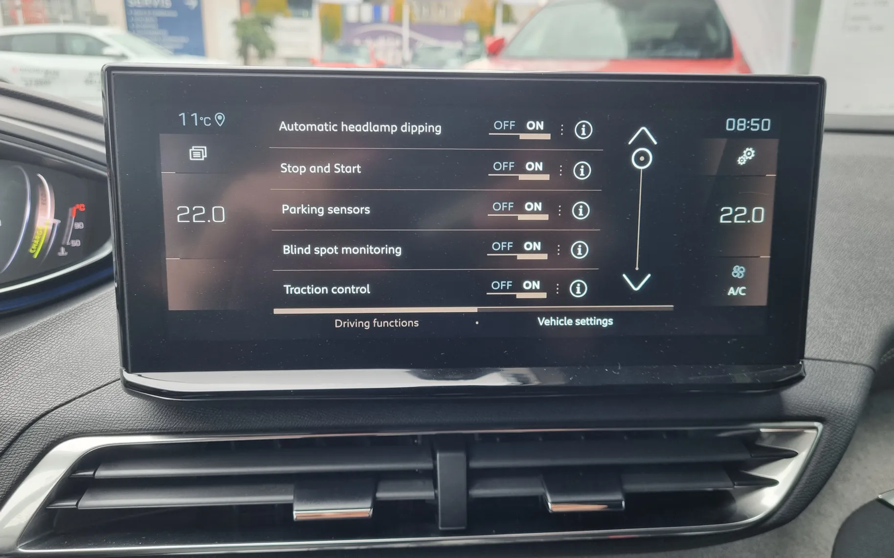 Zunanja slika - Peugeot 3008 - 1.2 MHEV 136 GT OPREMA Avtomatik - POTRJENA KNJIGA - 23