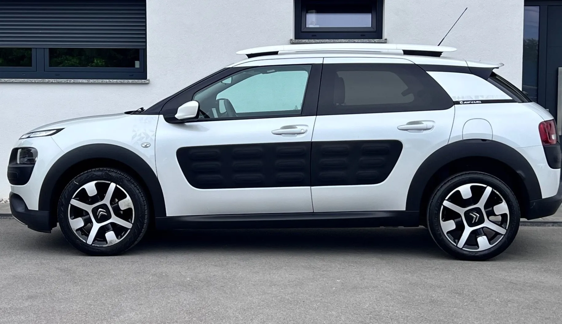 Zunanja slika - Citroën C4 Cactus - 1.2 THP PureTech S S Rip Curl - 5
