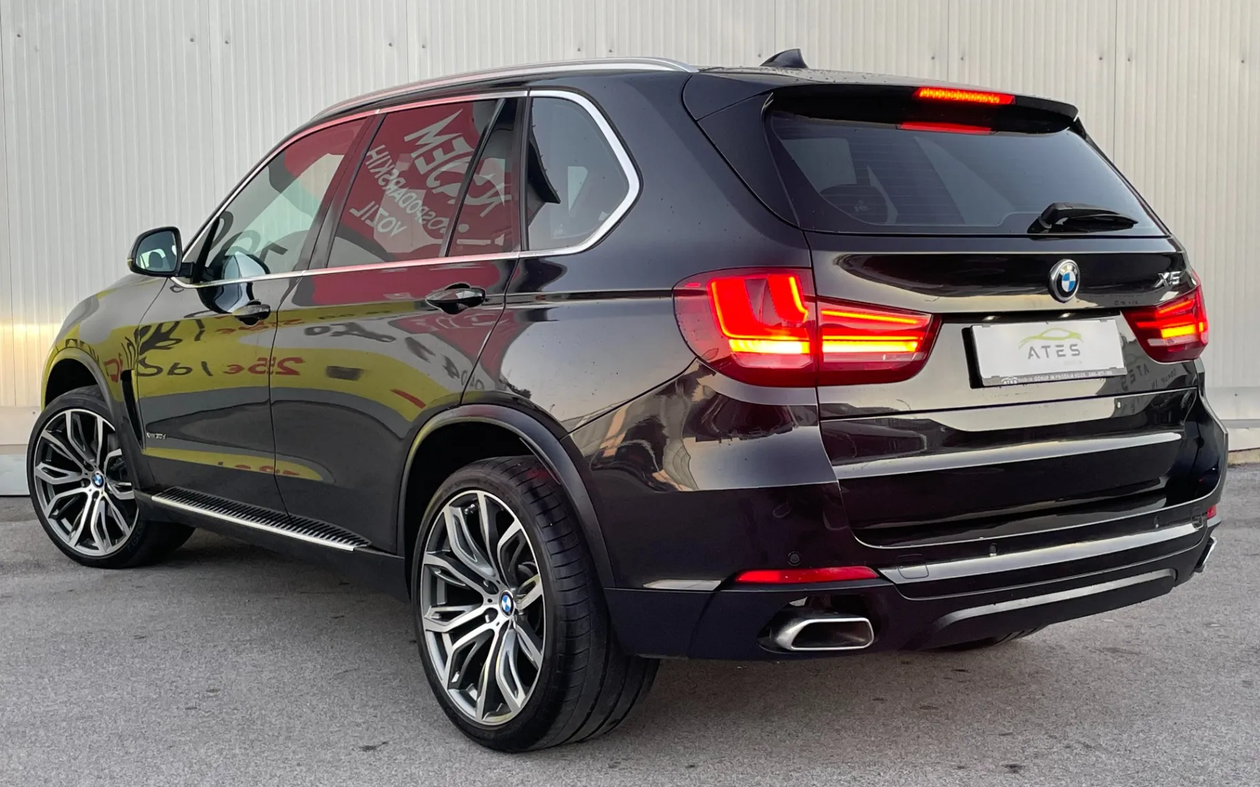Zunanja slika - BMW X5 - xDrive30d Avt. - 8