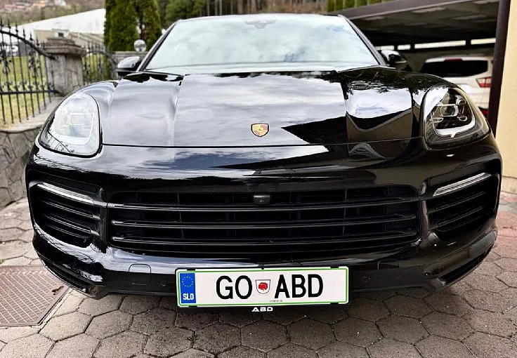 Zunanja slika - Porsche Cayenne - Coupe 3.0 V6 MATRIX PANO 360 BOSE ALU21 MEMORY BLACK - 2