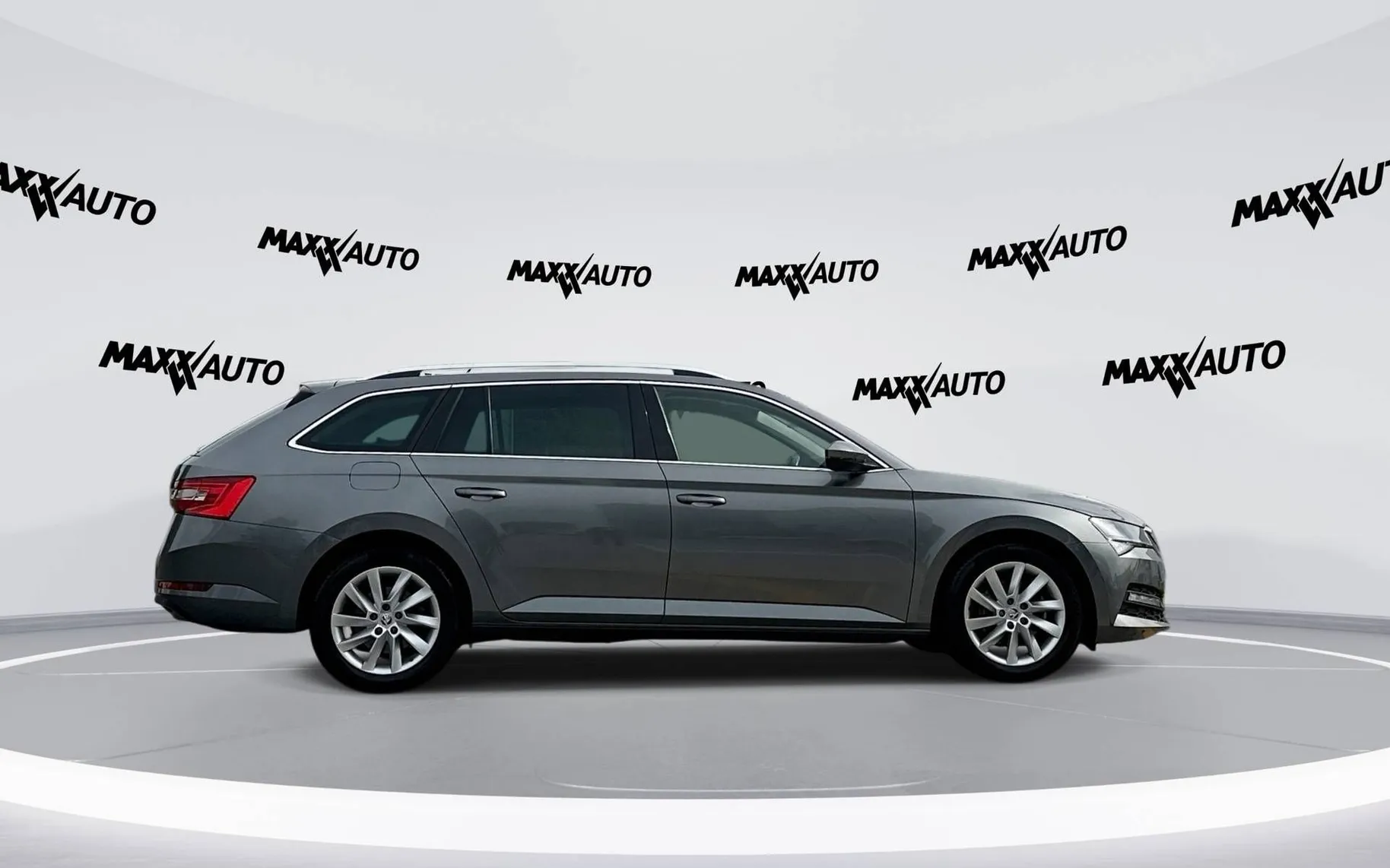 Zunanja slika - Škoda Superb - 2.0 TDI EXECUTIVE DSG - 4