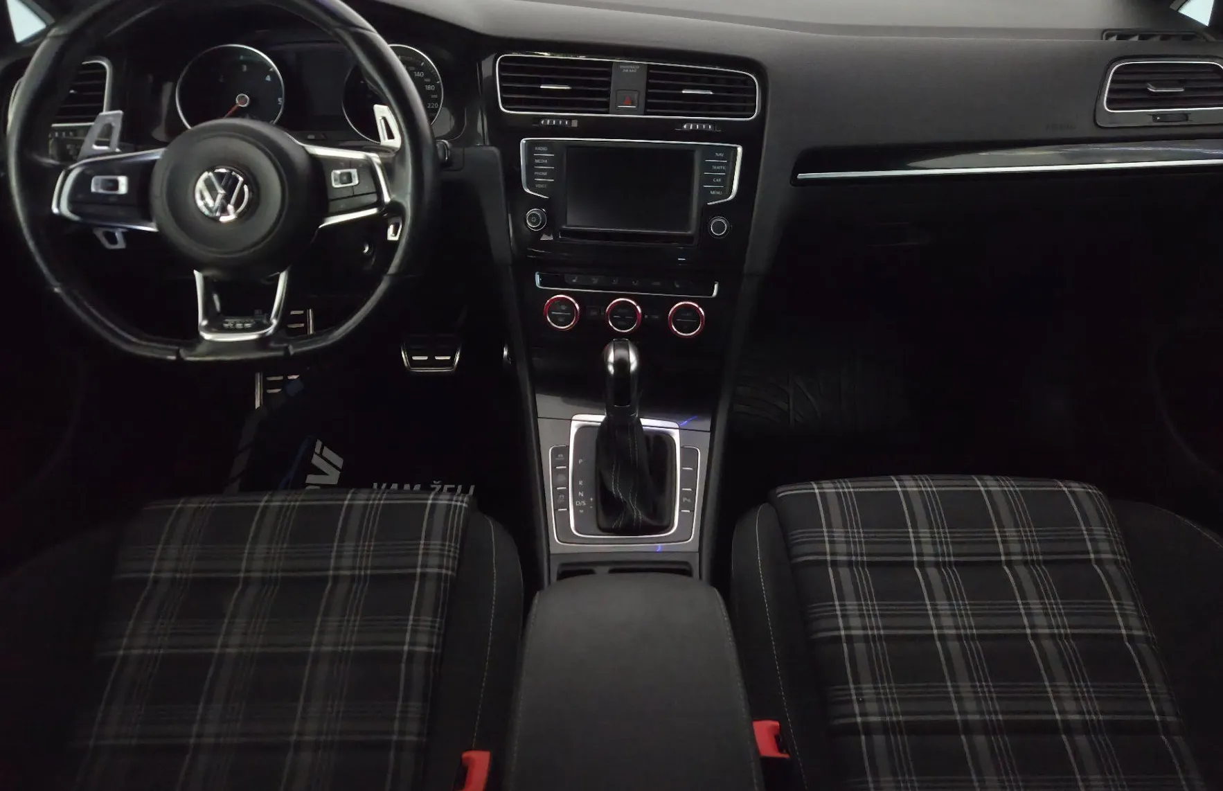 Zunanja slika - Volkswagen Golf - Variant 2.0 GTD BMT DSG - 10