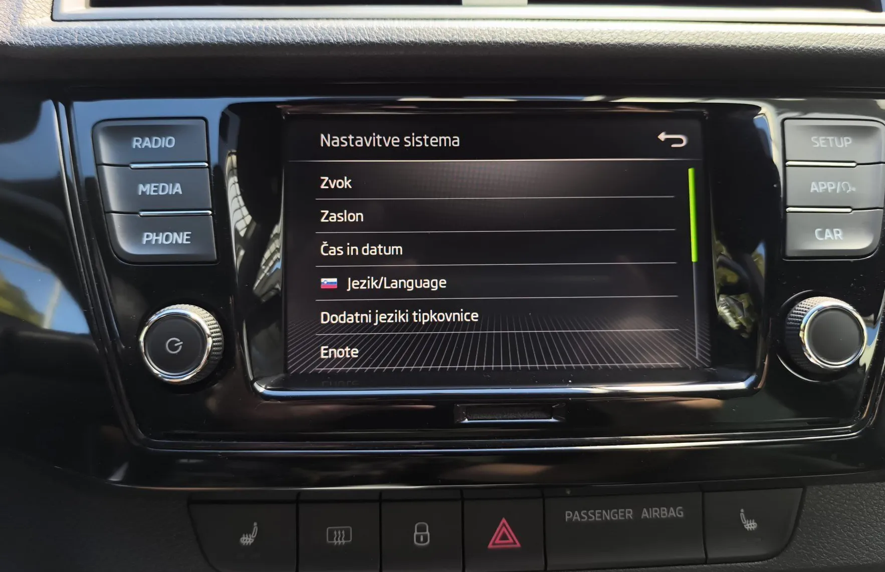 Zunanja slika - Škoda Fabia - 1.0 TSI Black Edition-SLO-1.LAST.- samo 80 TKM - 12