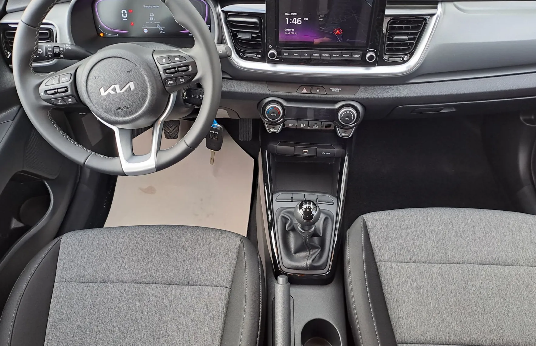 Zunanja slika - KIA Stonic - 1.2 DPI 57.9 kW  79 KM  LX Urban+ M T - 8