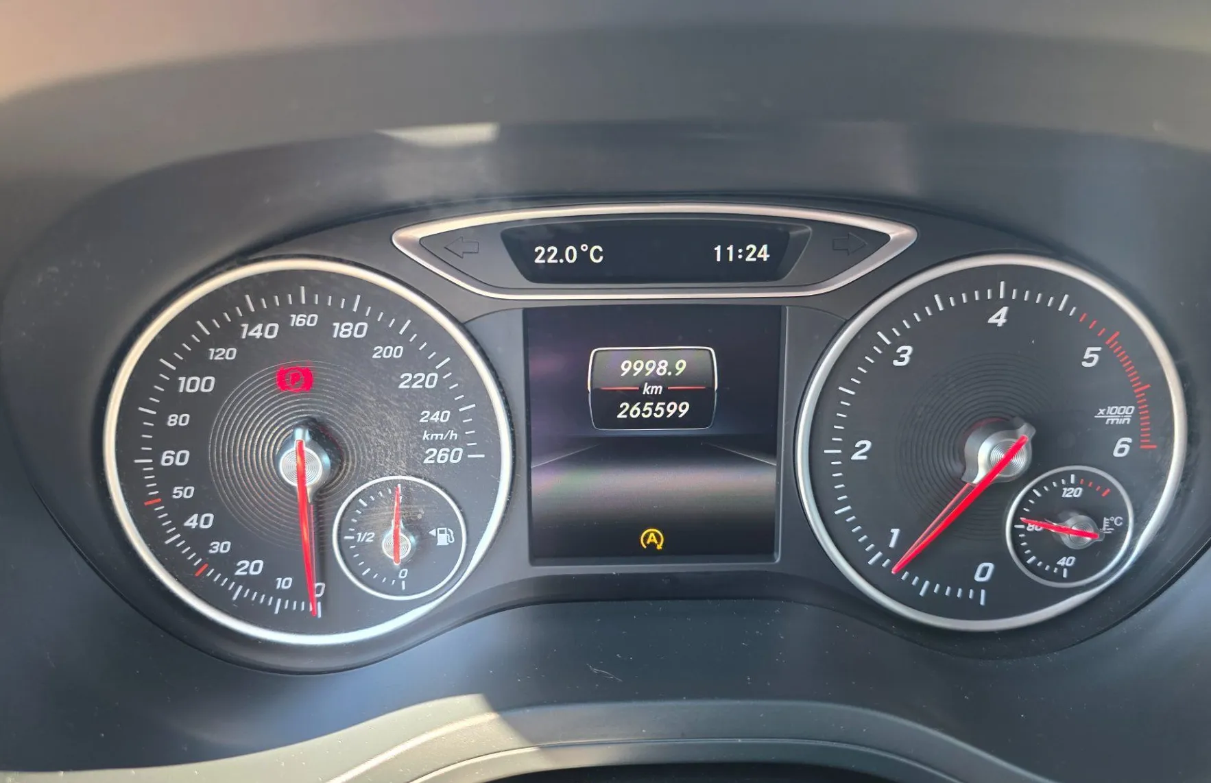 Zunanja slika - Mercedes-Benz B-Razred - B 180 d BlueEFFICIENCY LED - SLOVENSKO POREKLO - 16