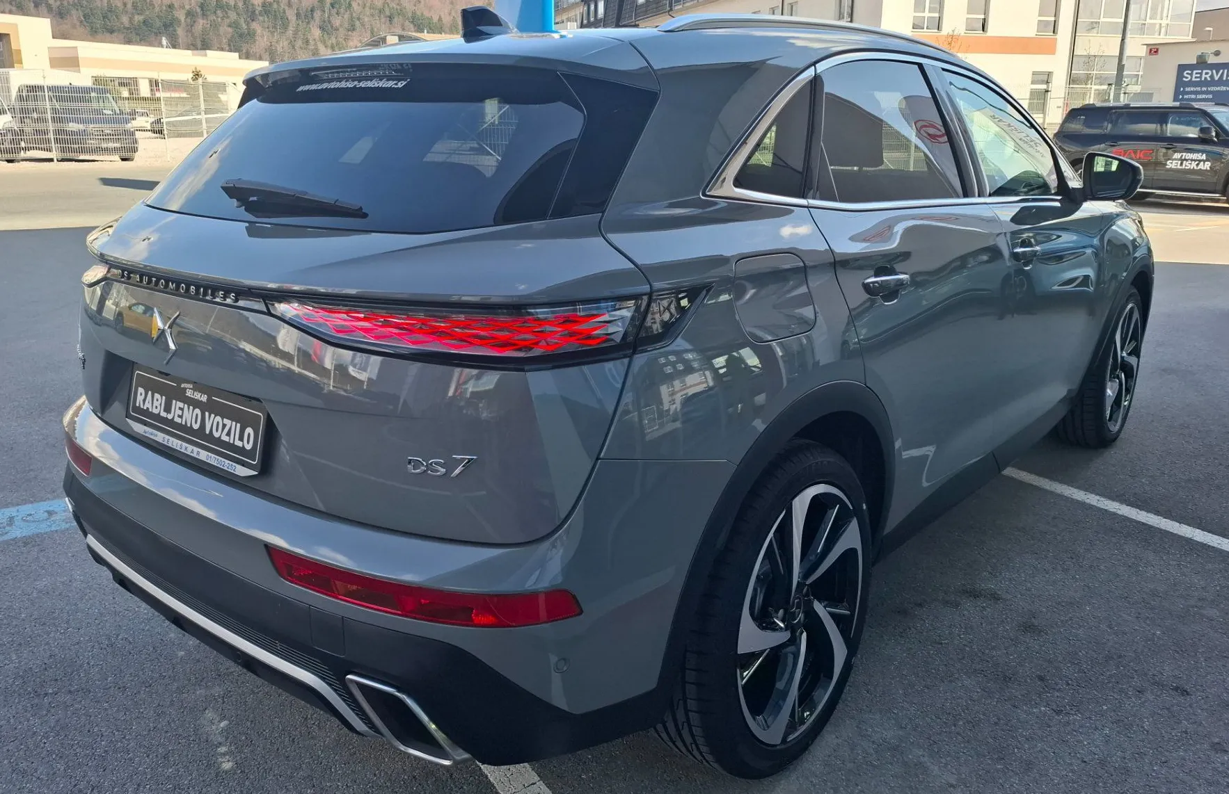 Zunanja slika - DS DS 7 - 1.6PHEV Rivoli E-TENSE 300 4X4 - AKCIJSKA CENA - 8