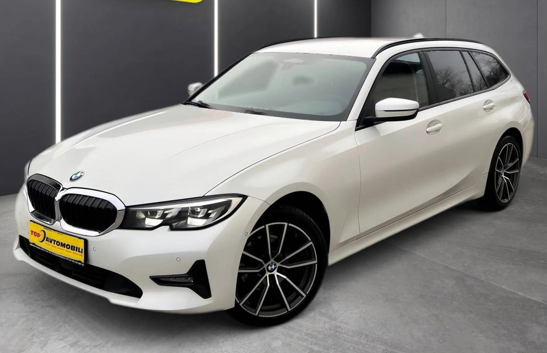 Zunanja slika - BMW Serija 3 - Touring: 320d xDrive FULL LED NAVI ACC KAM PDC VIRTUAL . - 2