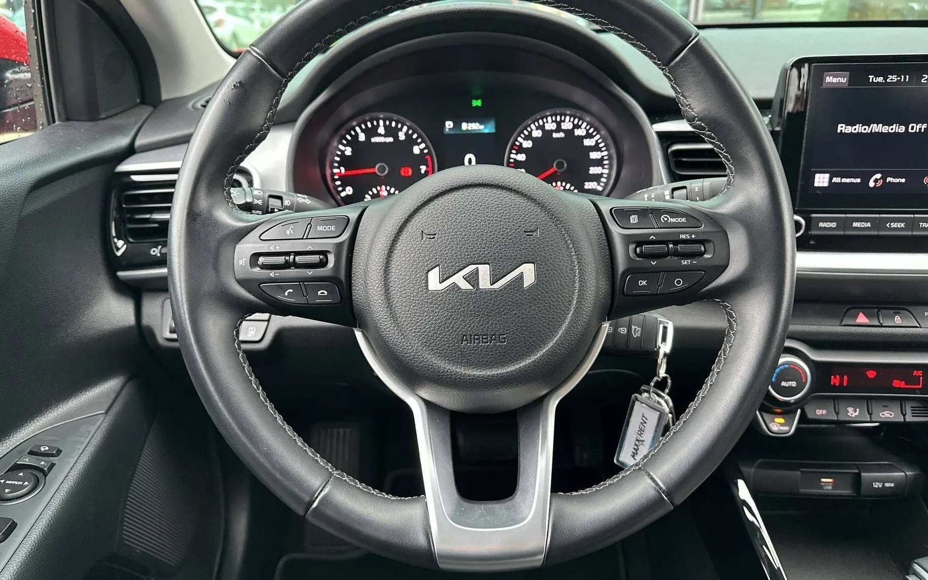 Notranja slika - KIA Stonic - 1.0 T-GDi LX Urban ISG DCT - 14