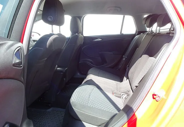 Zunanja slika - Opel Astra - 1.6 CDTI S ENJOY ST 1. LASTNIK SLO....LEANPAY - 7