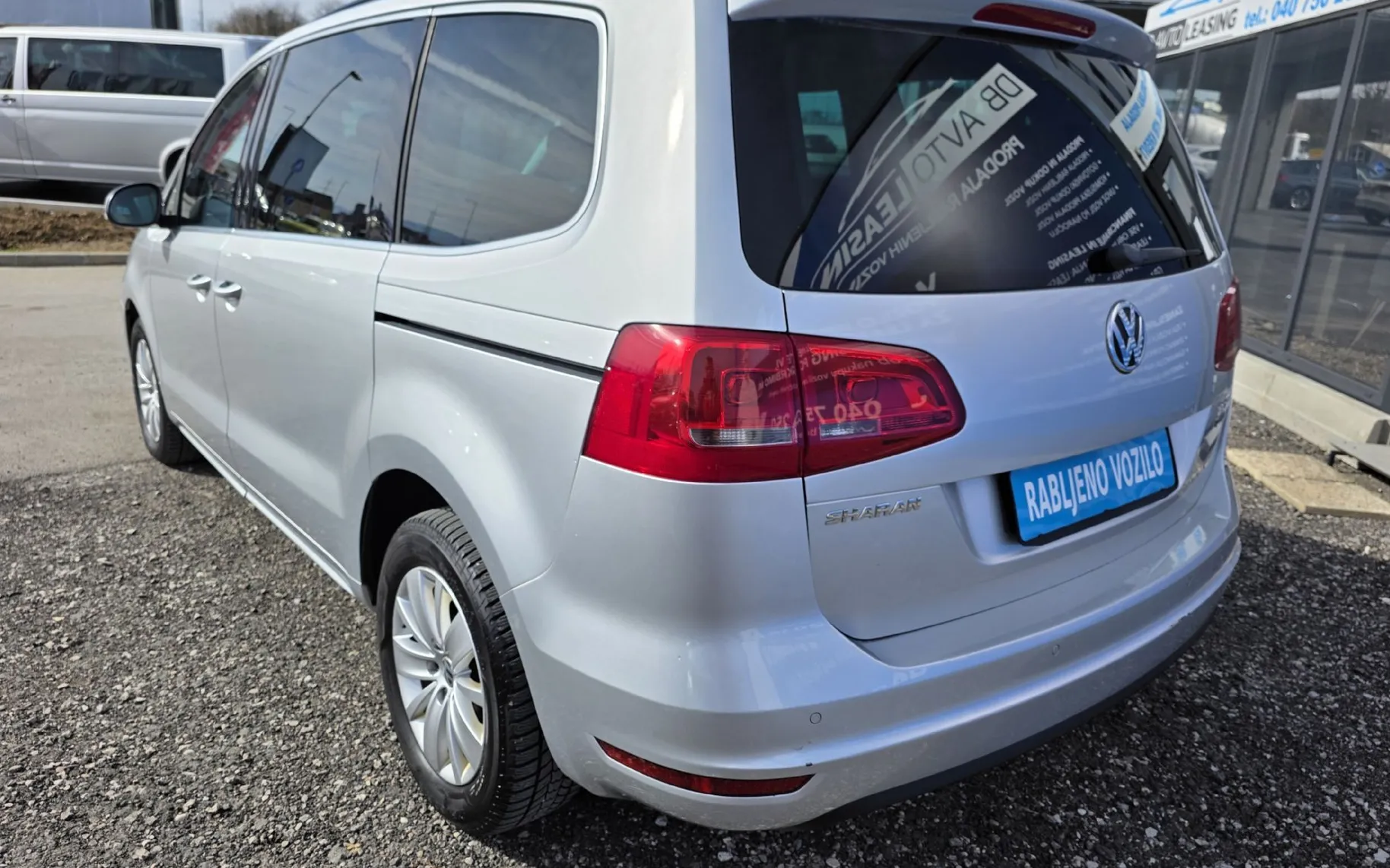 Zunanja slika - VW Sharan - 2.0 TDI BMT Comfortline.7 sedežev. SAMO 180412 KM - 3