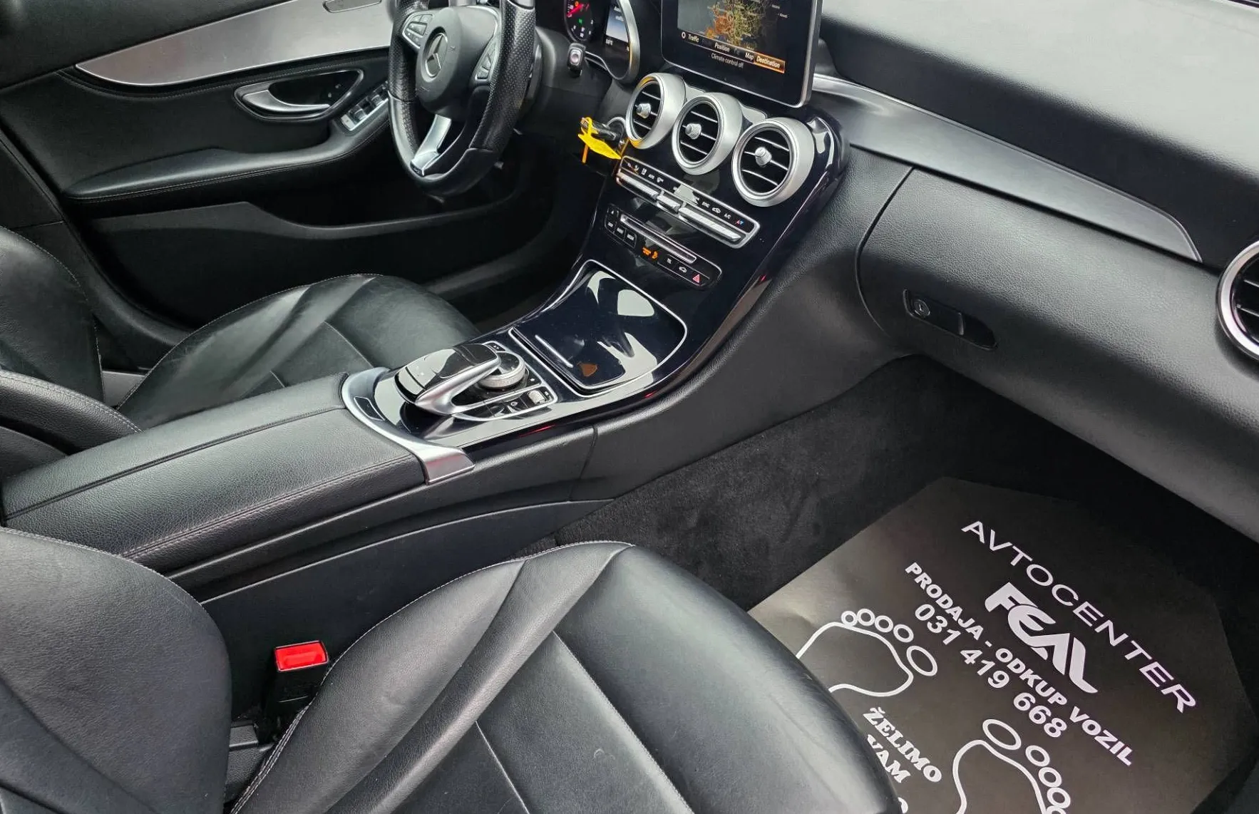 Zunanja slika - Mercedes-Benz C-Razred - 250CDI-AVT-AMG LINE-1 LASTNIK-SERVISNA KNJIGA-ACC - 13