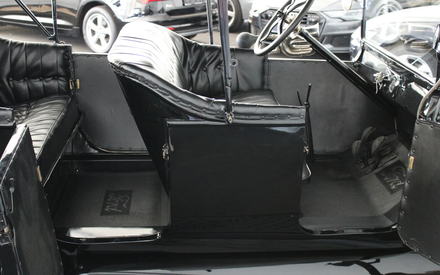 Zunanja slika - Ford Model T - Ford  convertible - 8