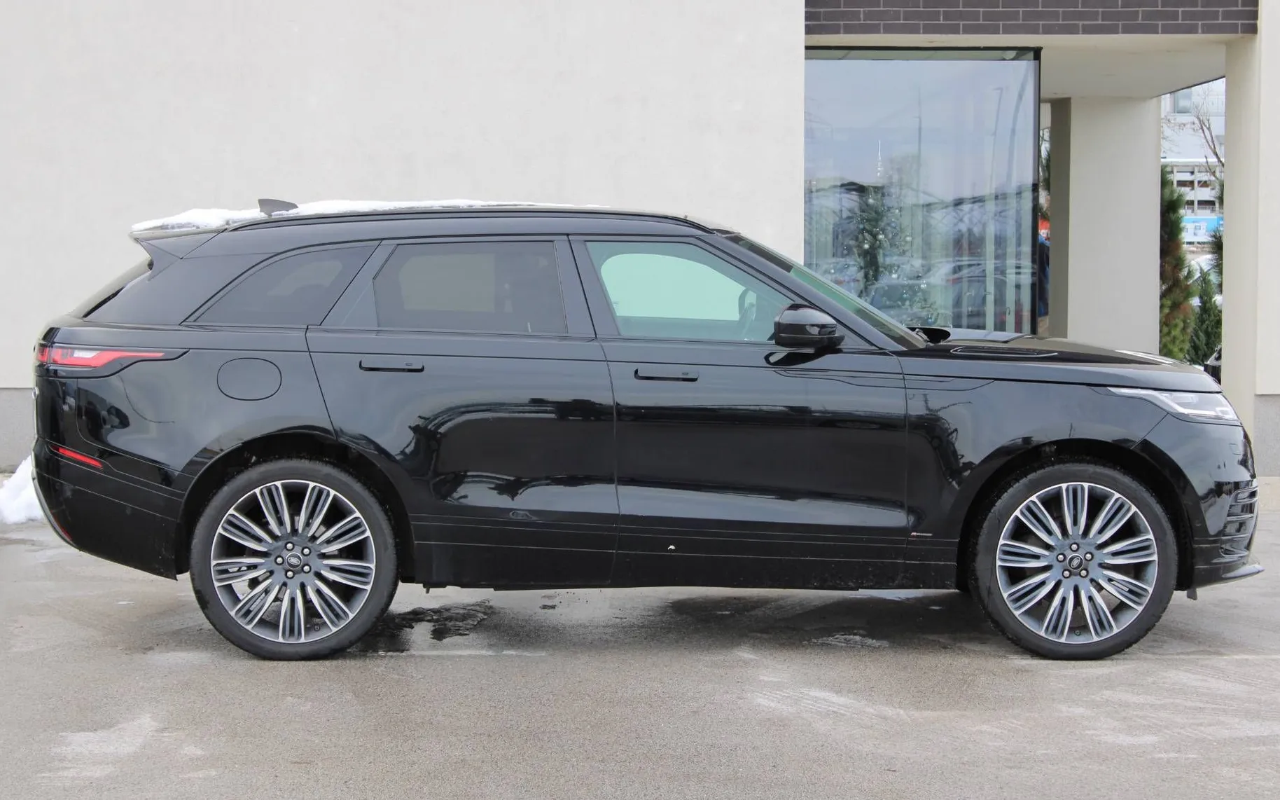 Zunanja slika - Land Rover Range Rover Velar - 2.0 R-DYNAMIC Avt. - AWD MERIDIAN FULL LED... - 5