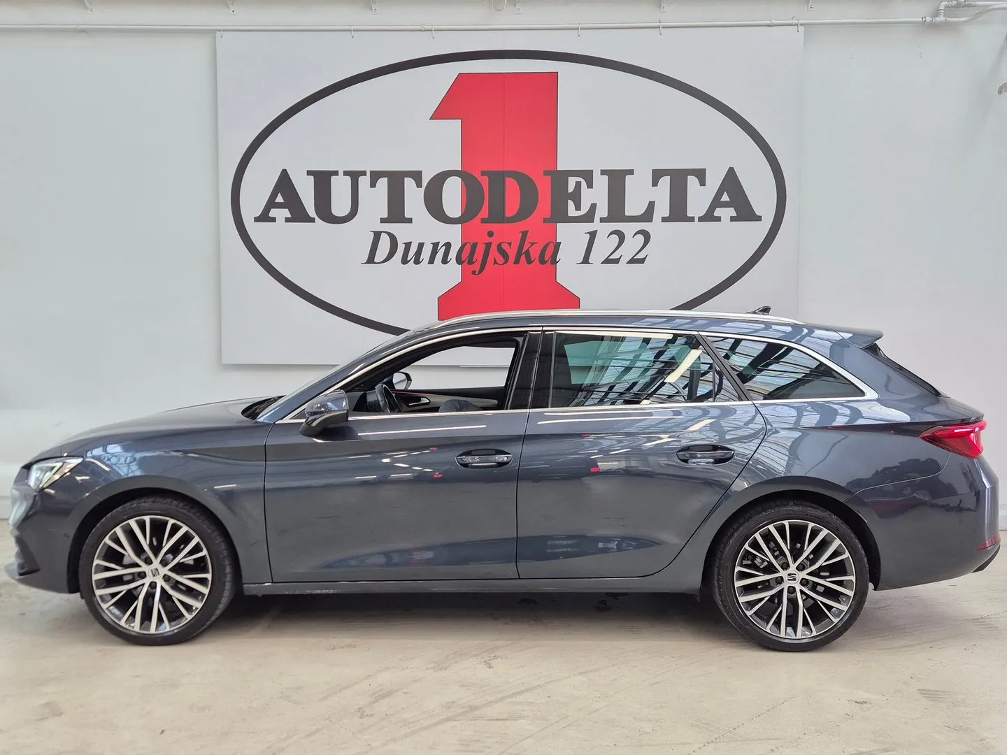 Zunanja slika - Seat Leon - SP XC 1.5 eTSI DSG 110kW(150KM) - 3
