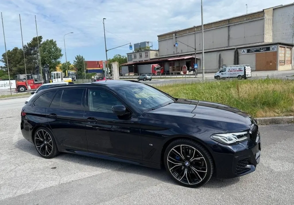 Zunanja slika - BMW serija 5 Touring: - 530e xDrive M VELIKO OPREME - 6