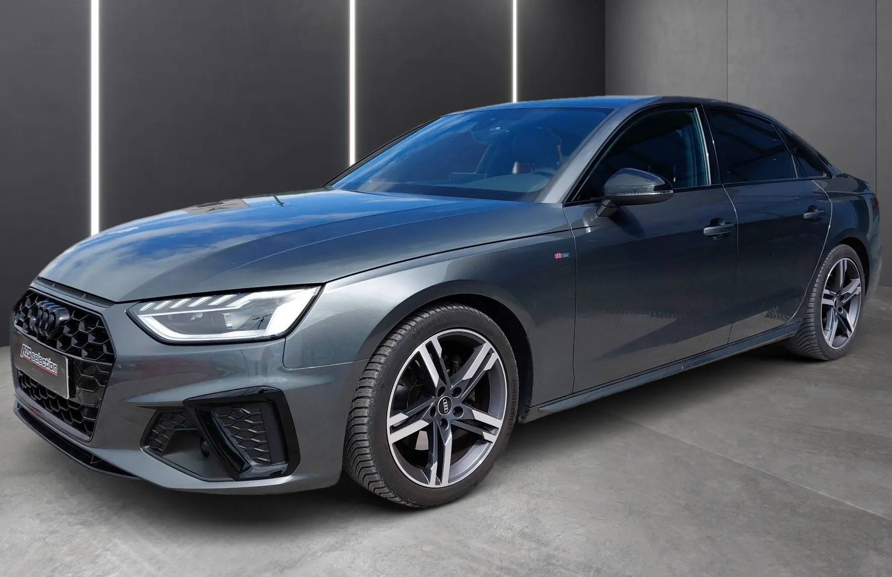 Zunanja slika - Audi A4 - 35 TFSI S tronic S Line-SLO poreklo-LED PDC-Kame.. - 1