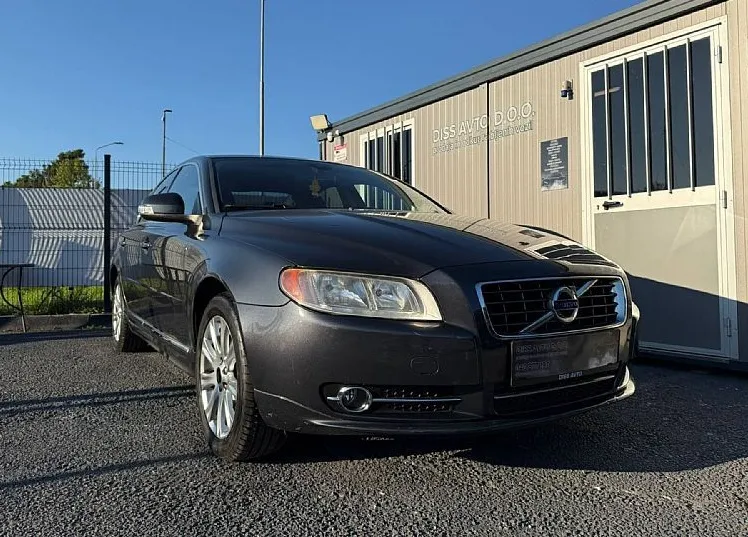 Zunanja slika - Volvo S80 - D3 ODLICEN OPR. VELIK SERVIS NOVE GUME - 2