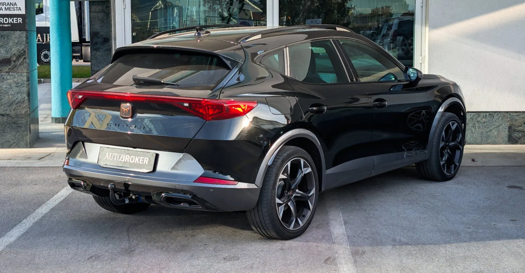 Zunanja slika - Cupra Formentor - 4D 2.0 TDI DSG kamera zimski paket panorama kljuka - 5