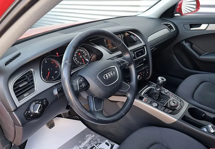 Zunanja slika - Audi A4 - Avant 2.0 TDI+VELIKI SERVIS-NAVI-GR.SEDEŽEV-START-STOP- - 6