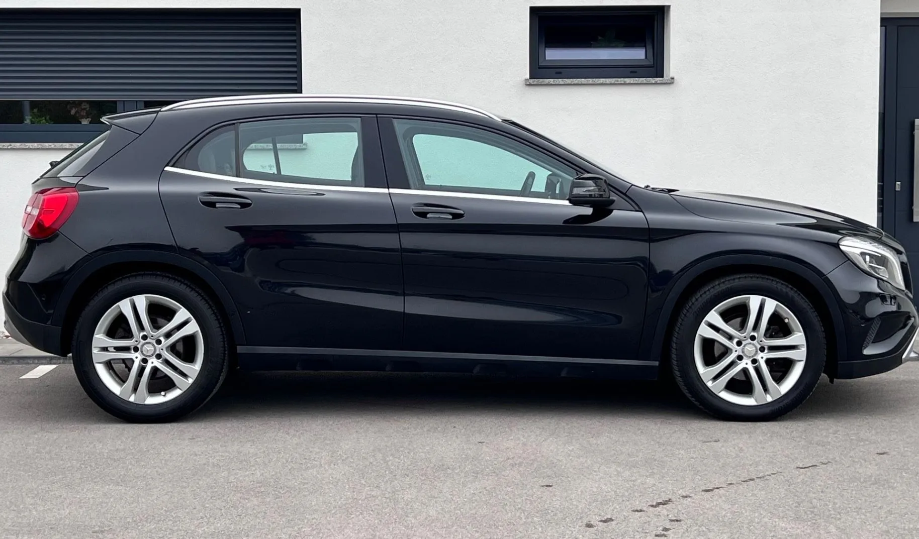 Zunanja slika - Mercedes-Benz GLA-Razred - 200 CDI+4MATIC+F1+AMBI+XENON+NAVI - 5