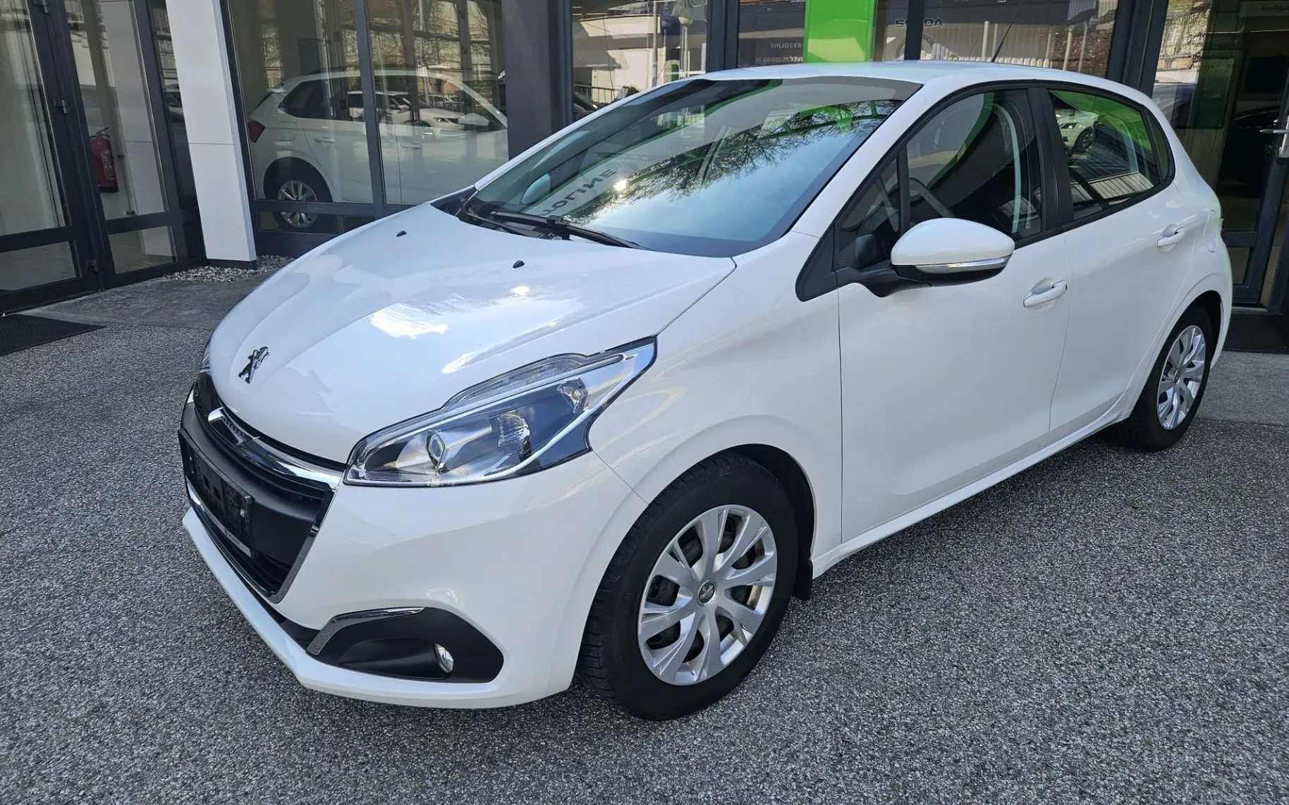 Zunanja slika - Peugeot 208 - 1.2 PureTech 82 Active - 1