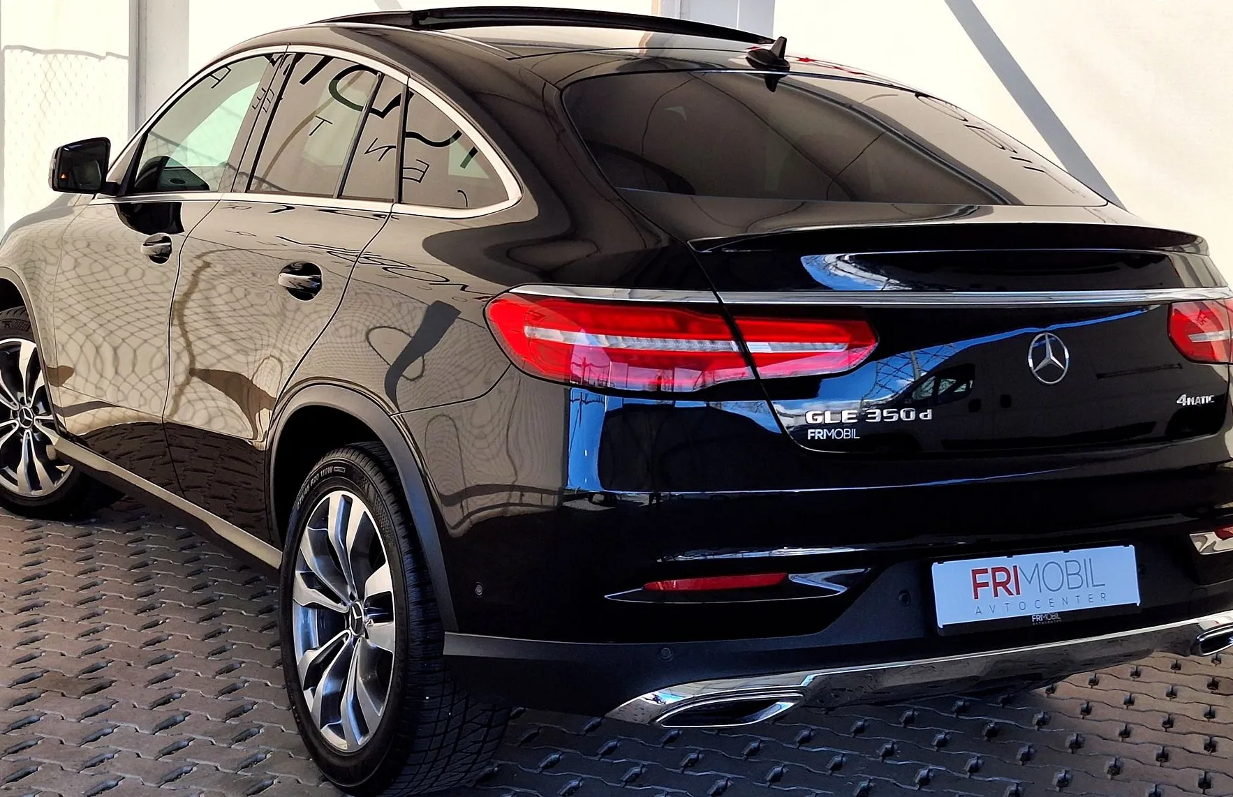 Zunanja slika - Mercedes-Benz GLE-Razred - GLE coupe GLE 350 d 4MATIC•PANORAMA•KAM360•AMBIENT•AIR• - 4