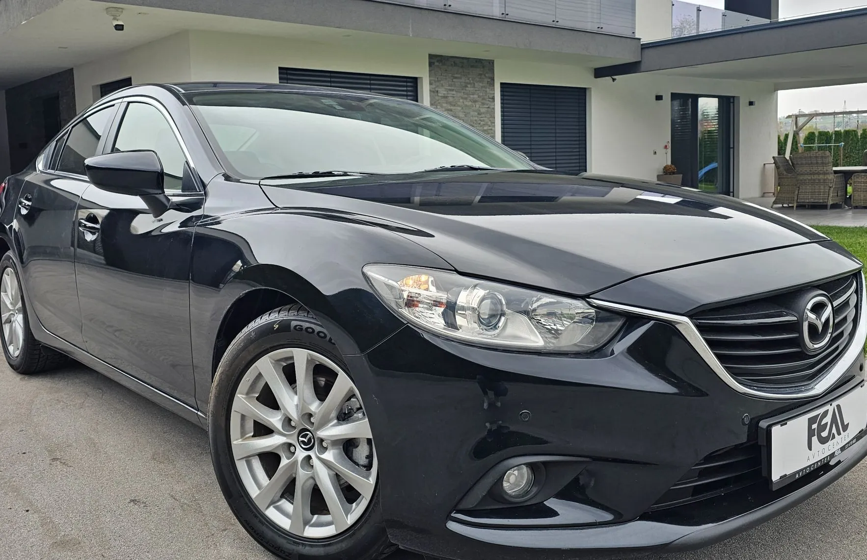 Zunanja slika - Mazda Mazda6 - 2.2 DIZEL-1 LASTNIK-156.000KM-LIMUZINA-SERVISNA - 2