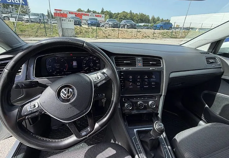 Zunanja slika - Volkswagen Golf - 1.6 TDI BMT R-Line Edition PANORAMA - 9