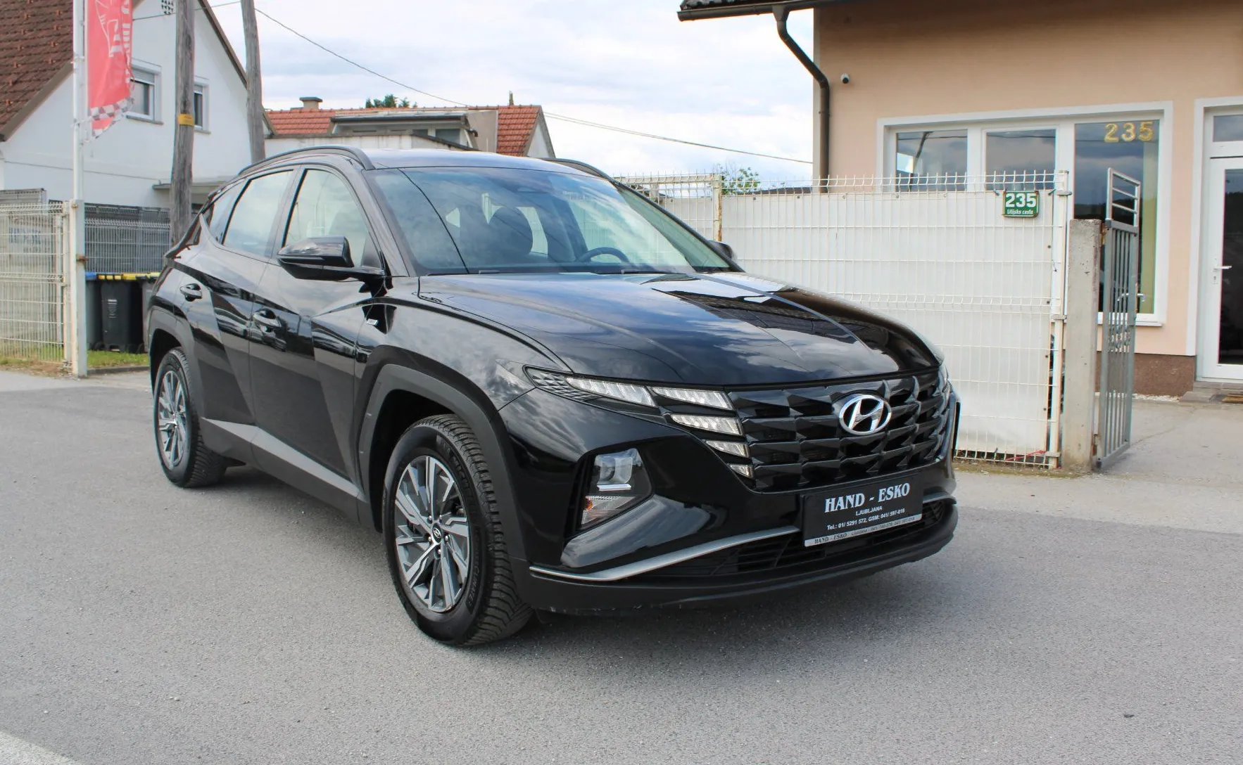 Zunanja slika - Hyundai Tucson - 1.6 CRDi MHEV Business DCT - 3