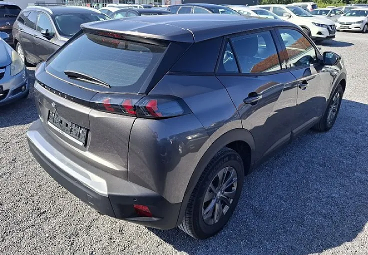 Zunanja slika - Peugeot 2008 - 1.2 100hp - SAMO 48.000km - ODLIČEN - 3