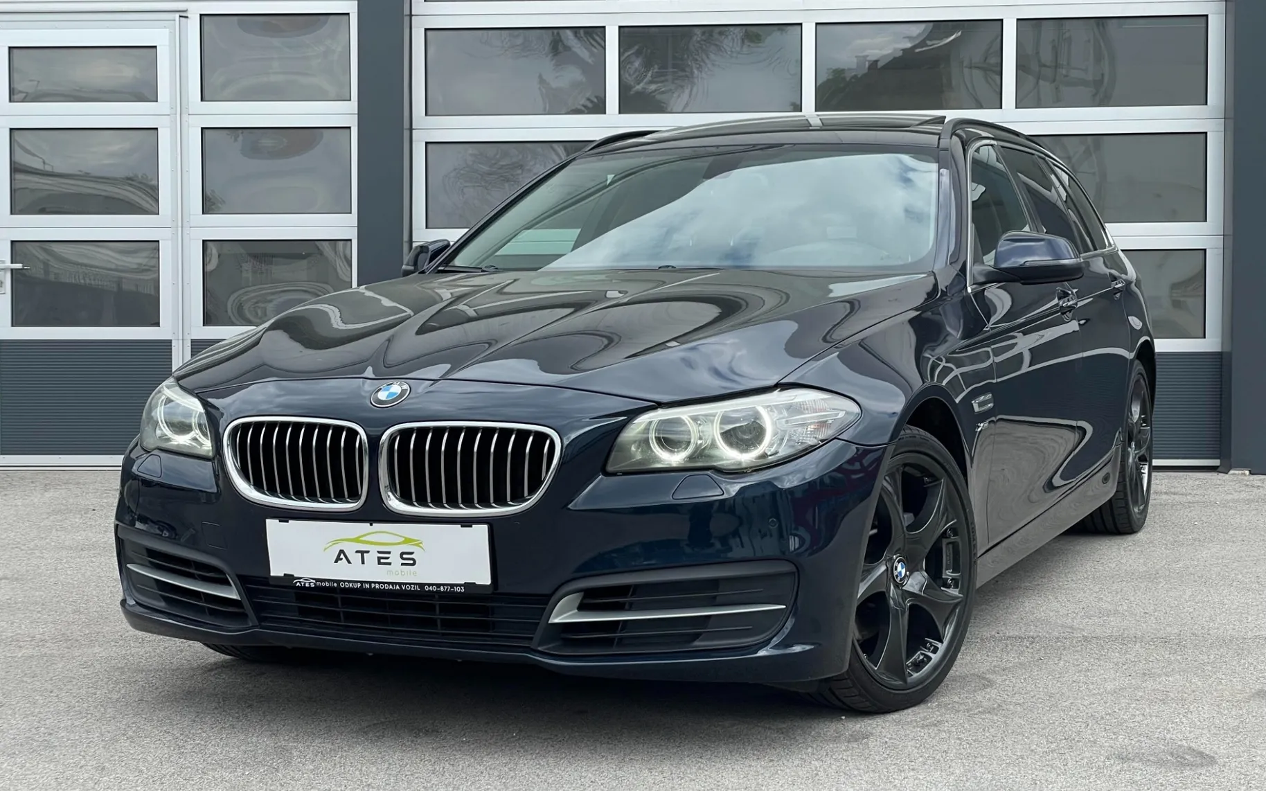 Zunanja slika - BMW Serija 5 - 520d xDrive touring Avt. - 1