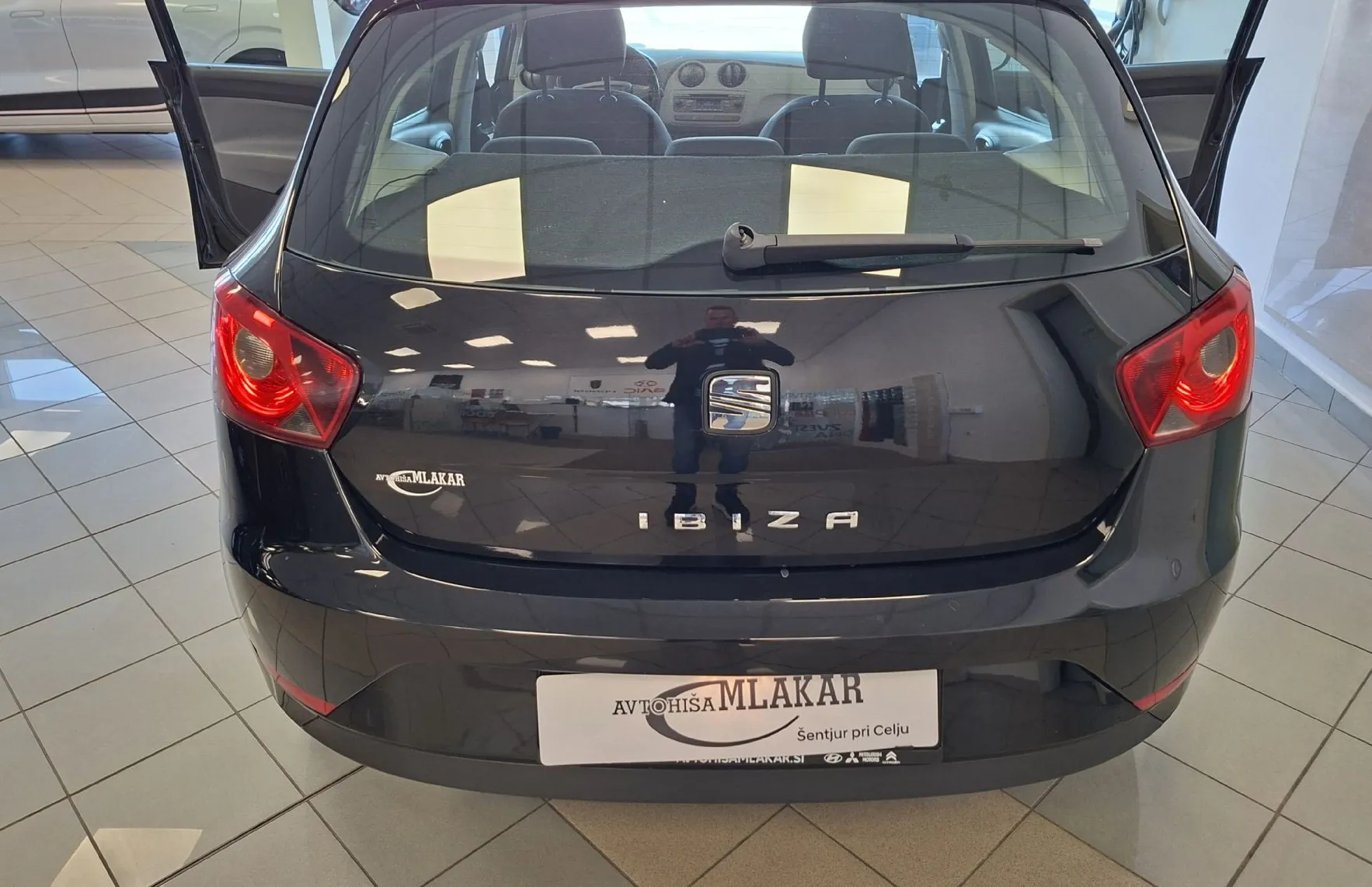 Zunanja slika - Seat Ibiza - 1.4 16V Style-HITRI KREDIT-ODLIČEN- - 4