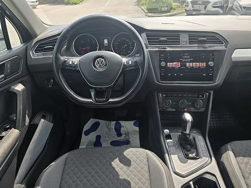 Zunanja slika - Volkswagen Tiguan - 2.0 TDI Comfortline 110kW DSG - 11