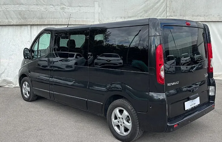 Zunanja slika - Renault Trafic - 2.5 DCI - 4