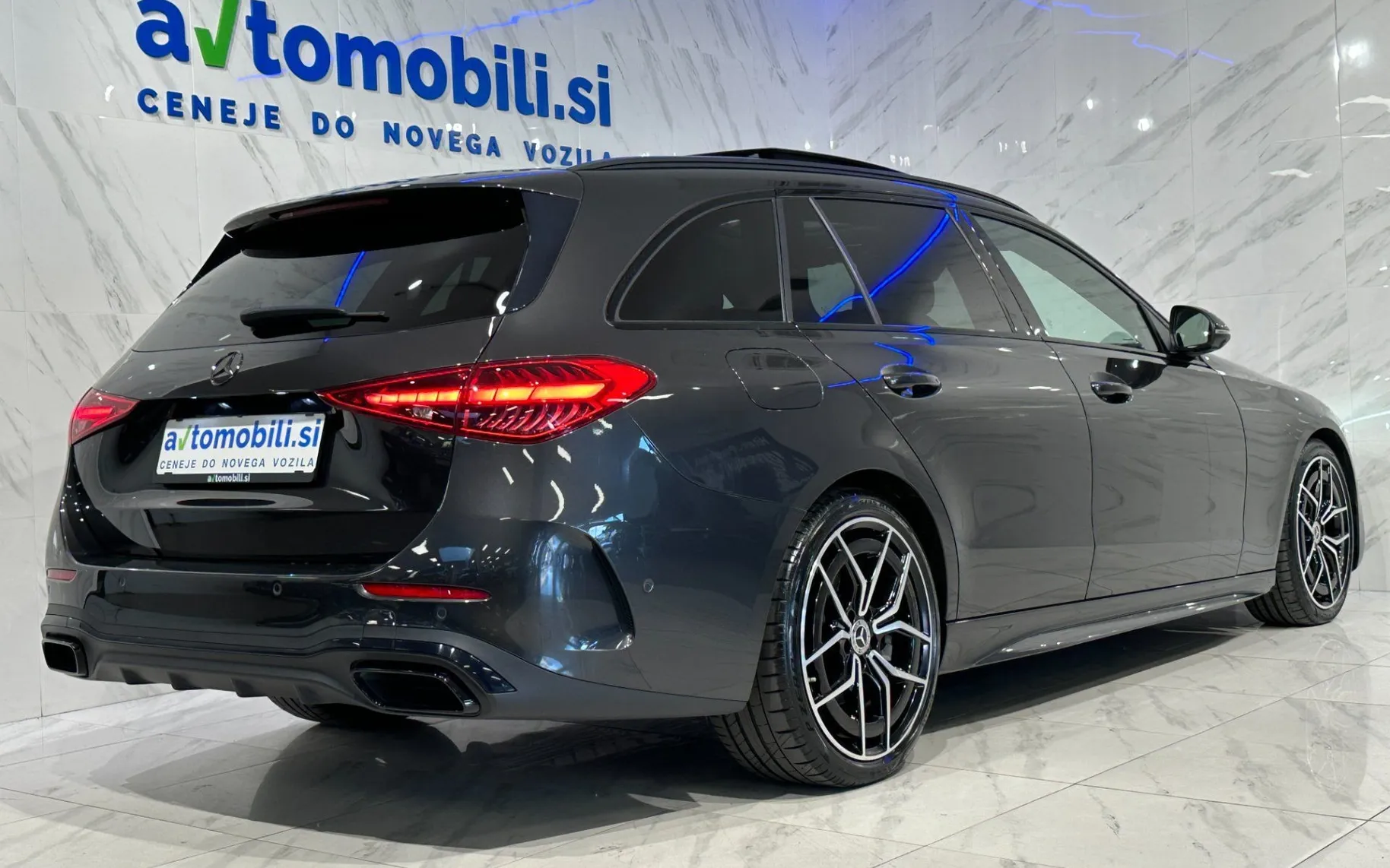 Zunanja slika - Mercedes-Benz C-Razred - 300d T |AMG Line|Panorama|360K|Memory|GretjeV|... - 4