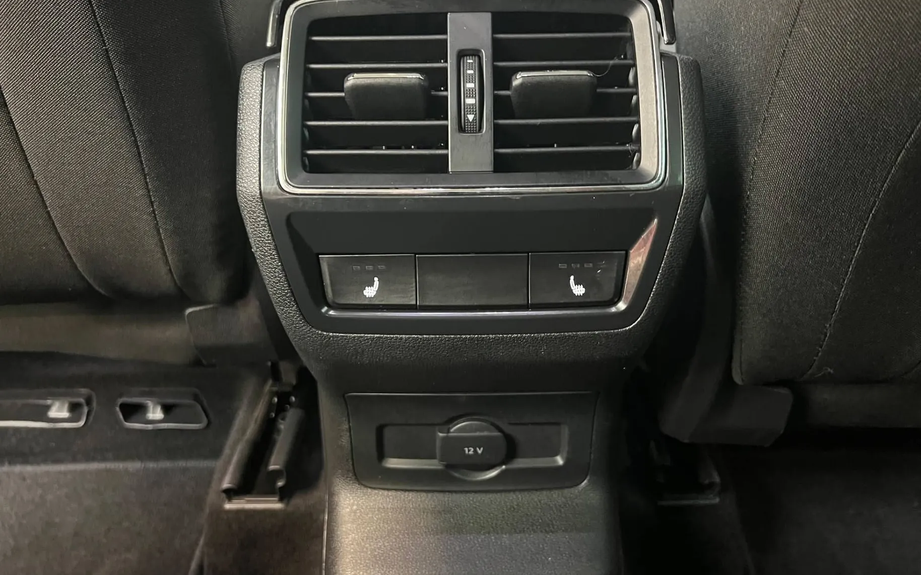 Notranja slika - Škoda Karoq - 1.5 TSI Clever DSG - 11