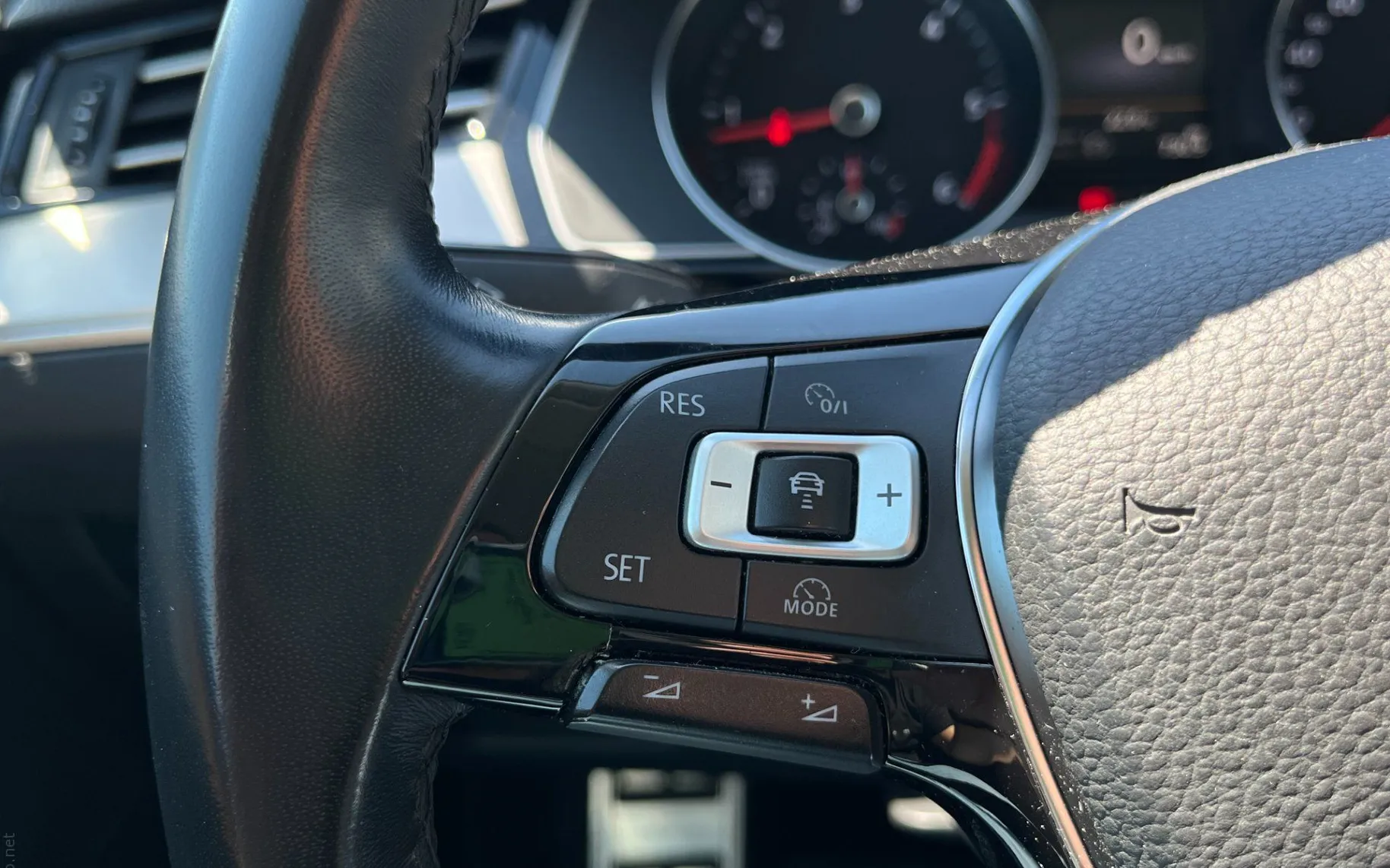 Zunanja slika - Volkswagen Passat - 2.0 TDI BMT Highline DSG.DYNA. LED.ACC.MASAŽ. - 15