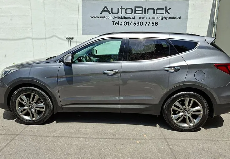 Zunanja slika - Hyundai Santa Fe - 4WD 2.2 CRDi Limited Avt. - 3