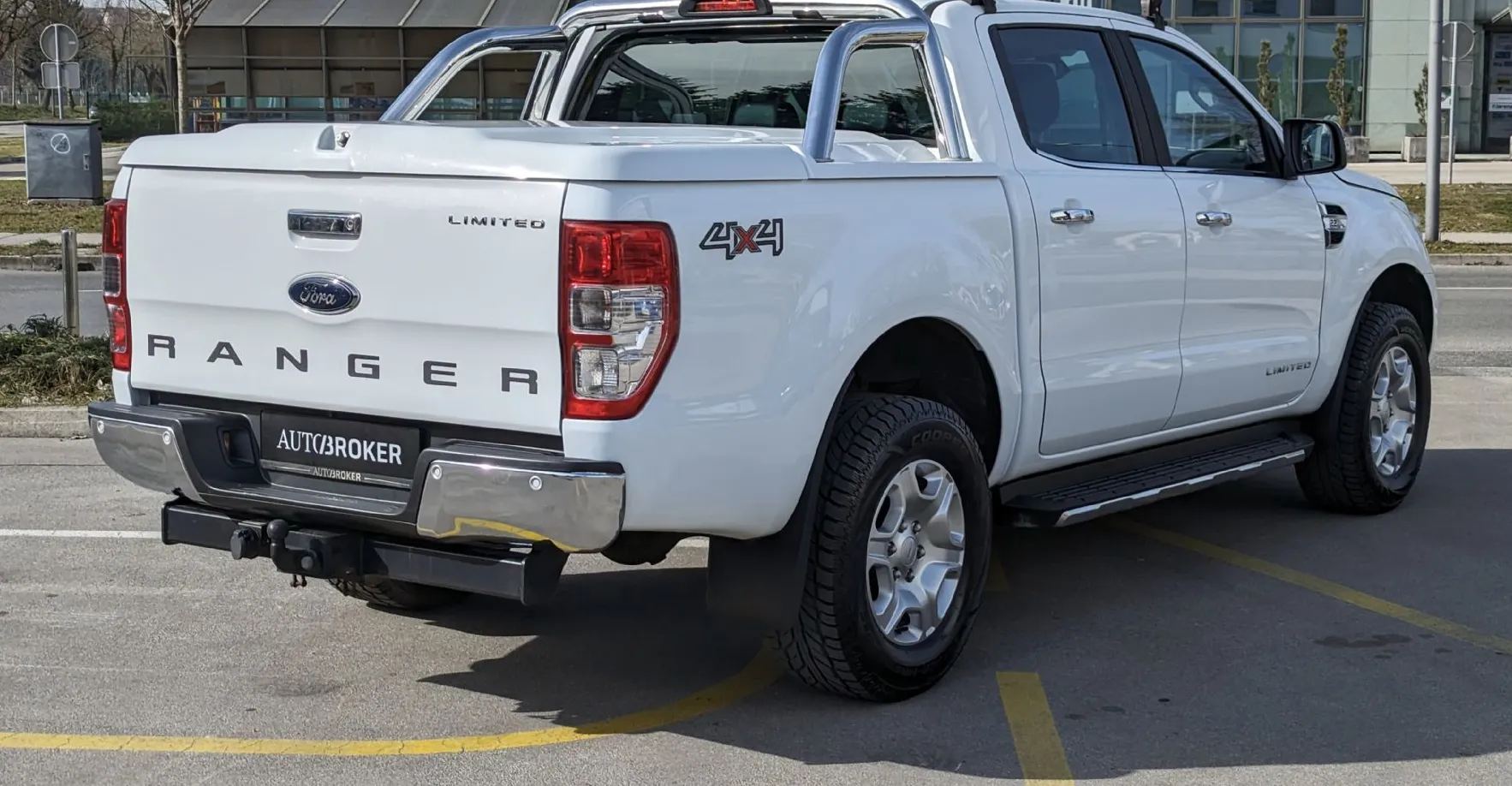Zunanja slika - Ford Ranger - 2.2 TDCi 118 kW 4X4 LIMITED - FRENK - IZVLEČNO DNO - 5