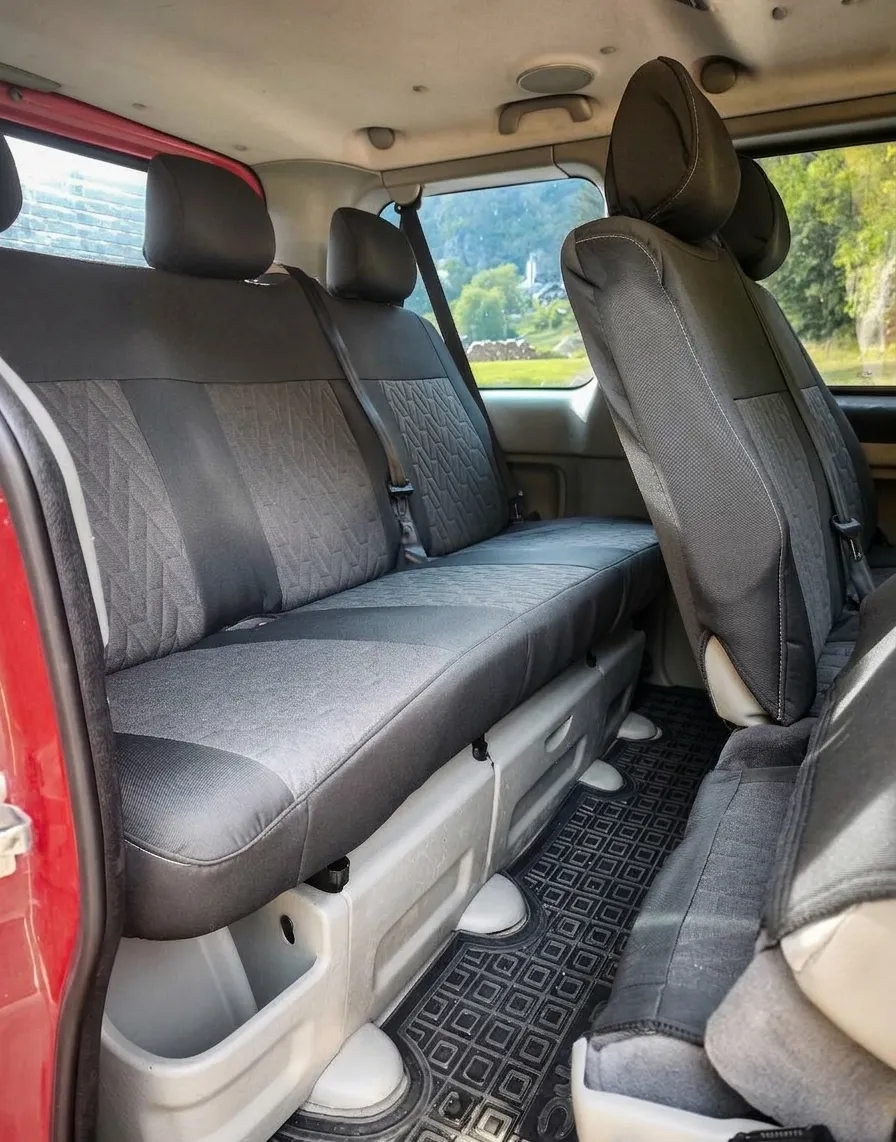 Notranja slika - Renault Trafic - Passanger - 11
