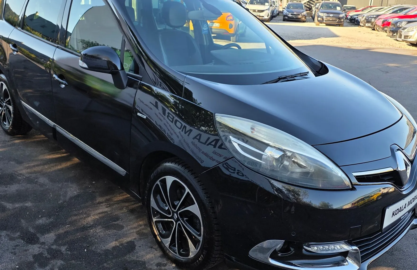 Zunanja slika - Renault Scénic - Grand Scenic dCi 130 BOSE 7 SEDEŽEV-NAVI-KAMERA-ALU PLATIŠČA - 3