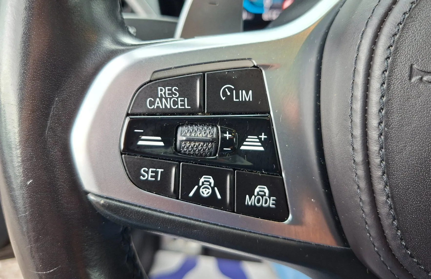 Zunanja slika - BMW Serija 3 - Touring: 330e xDrive Touring M Sport Avt. - 16