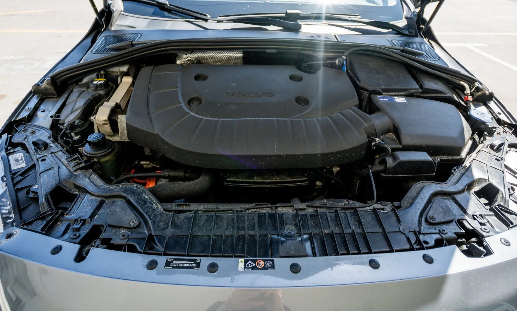 Zunanja slika - Volvo V60 - D6 2.4 TD TwinEngine AUT. tempomat navi senzorji - 17