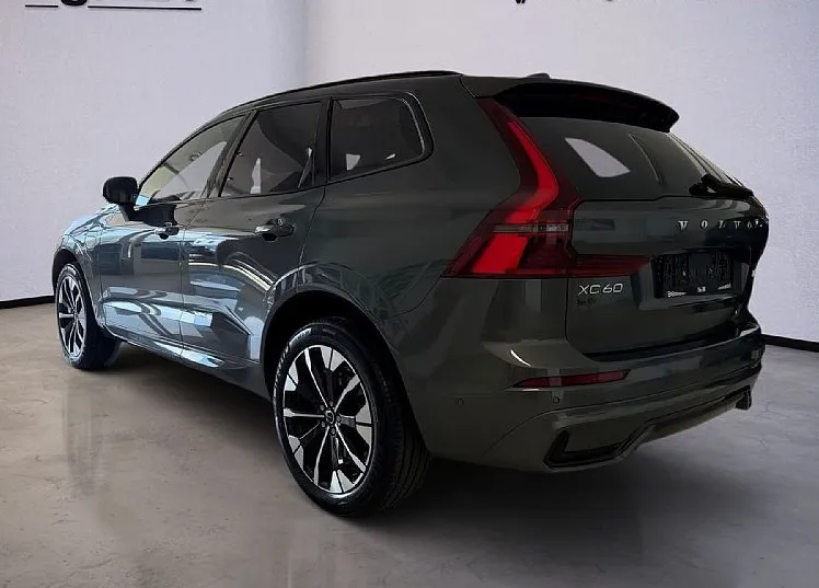Zunanja slika - Volvo XC60 - T6 Plus Dark AWD PANO Harman Kardon - 7