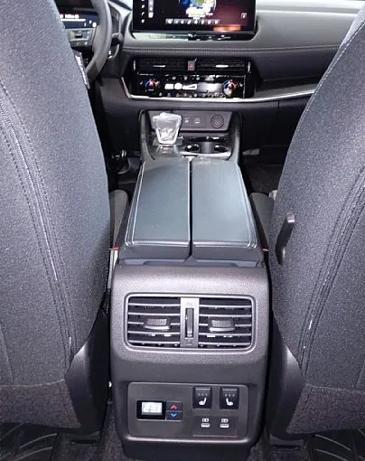 Zunanja slika - Nissan X-Trail - 1.5 VC-T MHEV N-Connecta X-Tronic + COMFORT paket - 10
