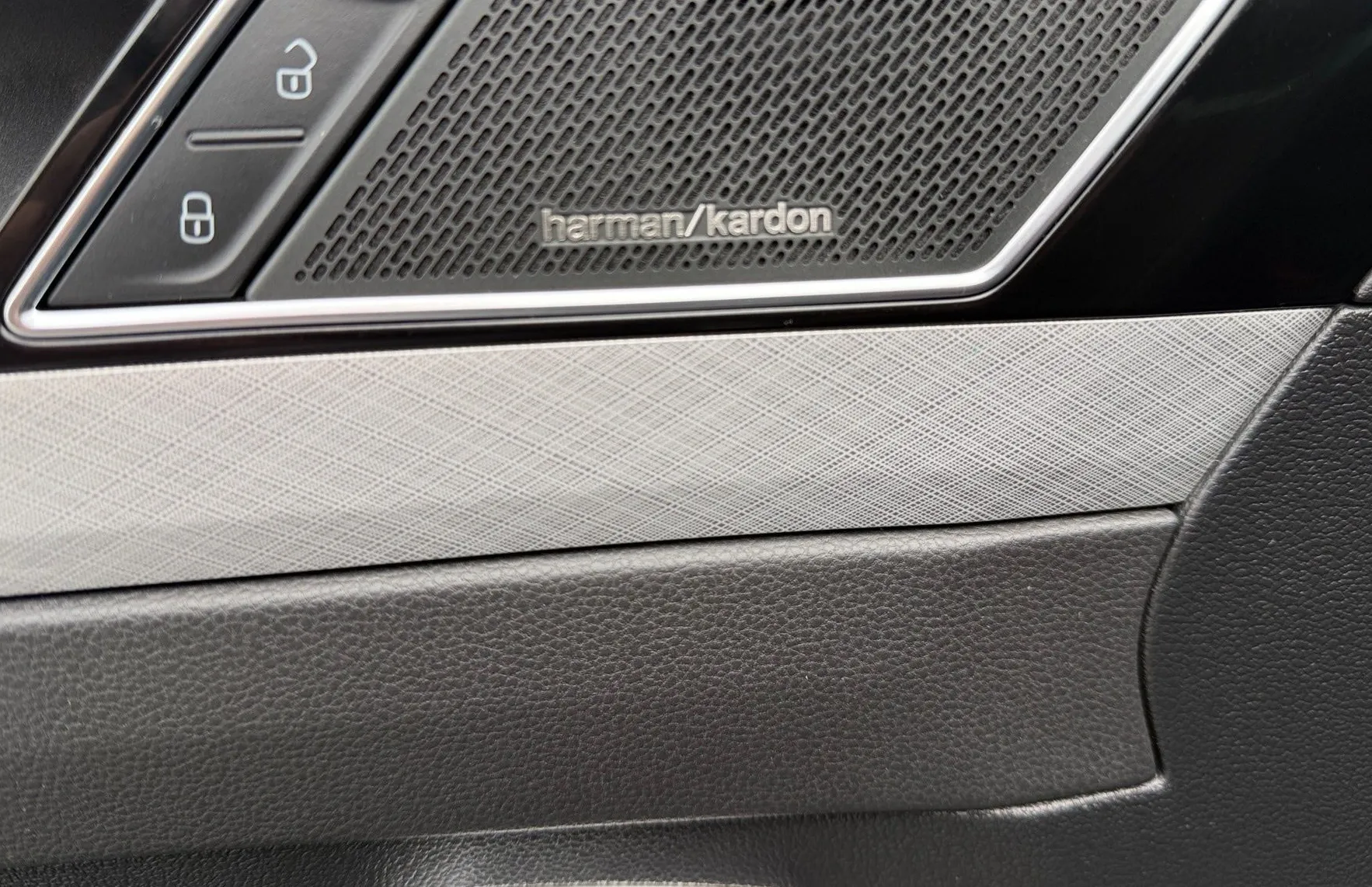 Zunanja slika - VW Passat - Variant 2.0 TDI BMT SCR Business DSG-Vlečna kljuka-Kamera - 16