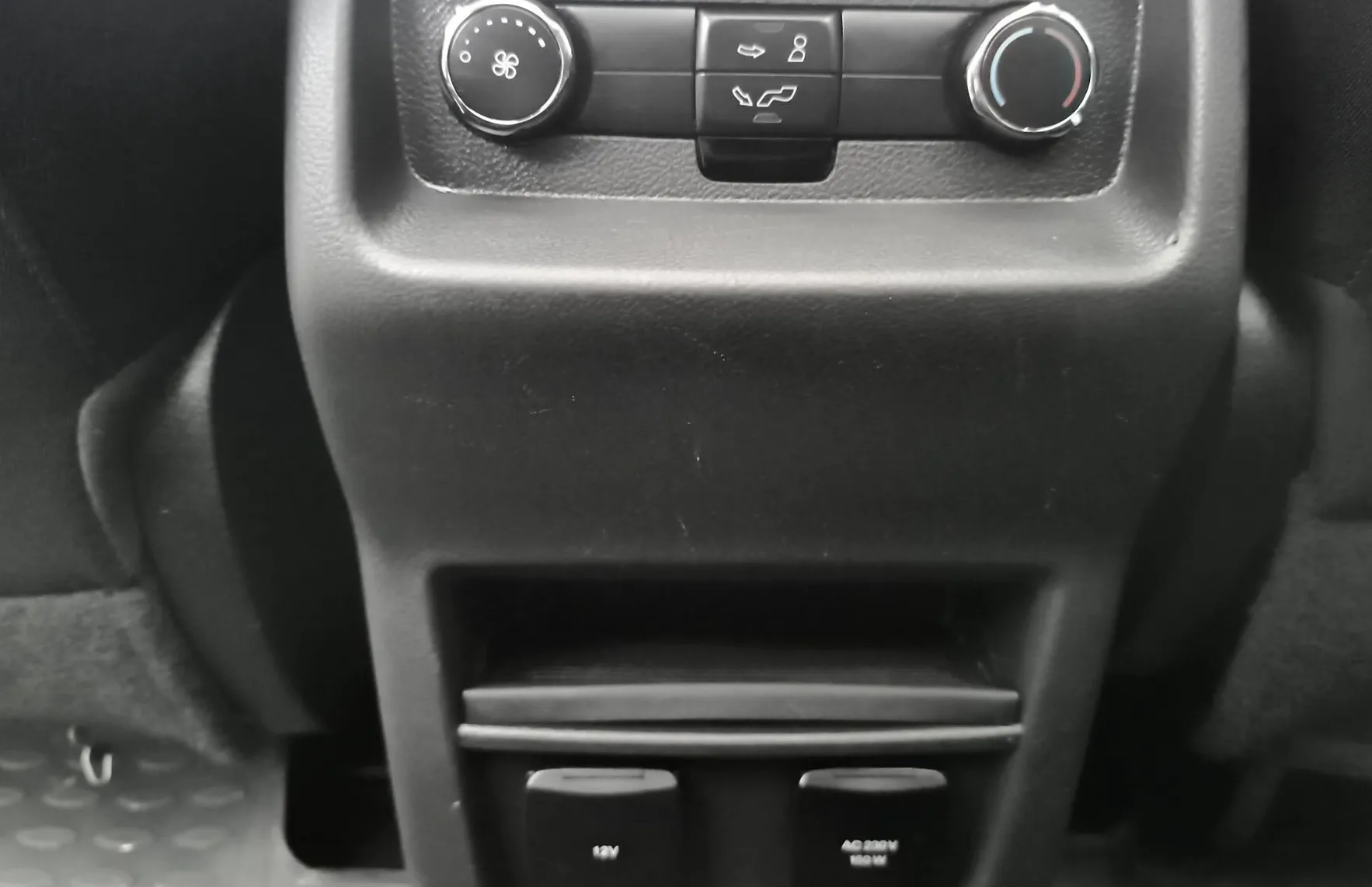Zunanja slika - Ford Galaxy - 2.0 EcoBlue 150PS FWD Titanium-PANORAMA - 17