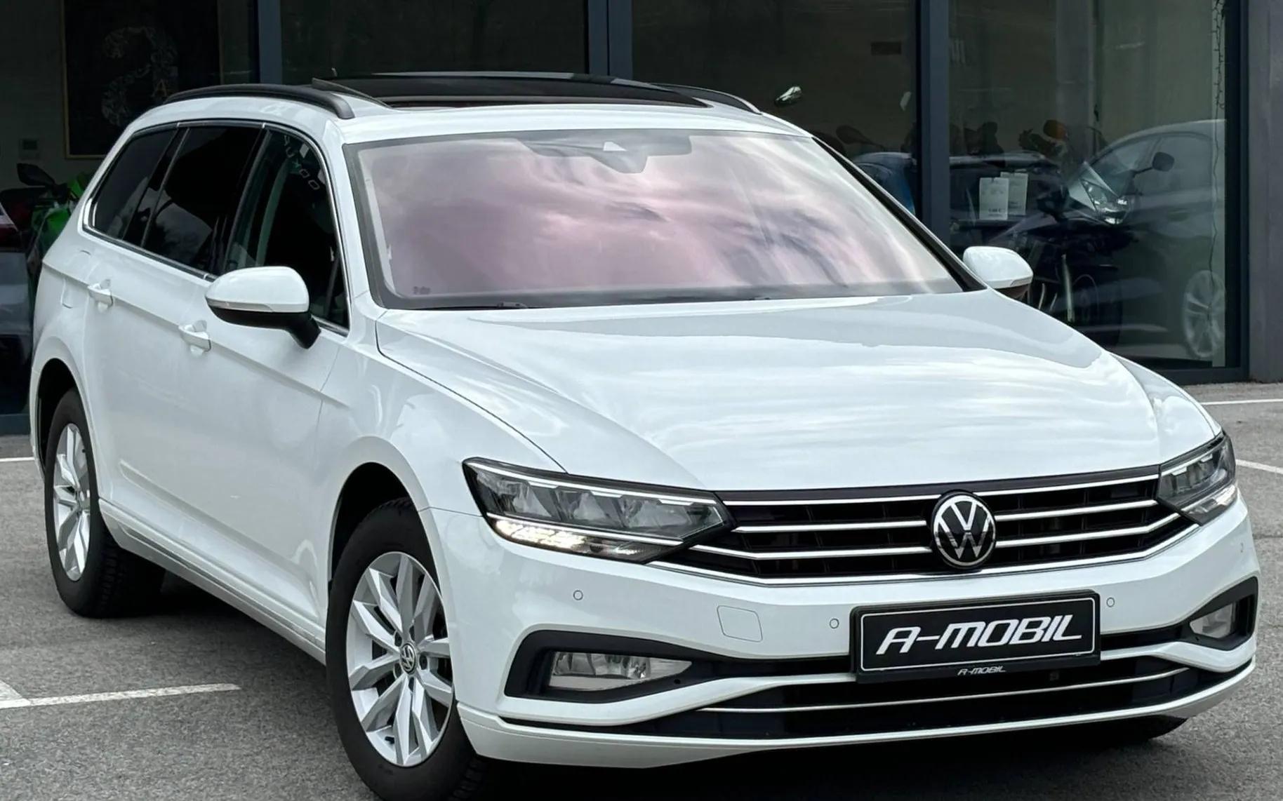 Zunanja slika - VW Passat - Variant 2.0 TDI BMT Elegance LED-KAMERA-NAVI-PANORAMA - 2