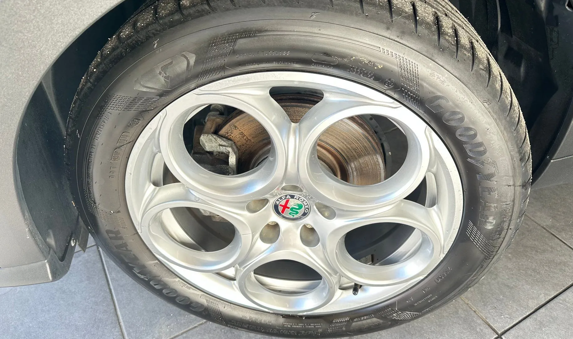 Zunanja slika - Alfa Romeo Tonale - 1.5 130 Super Avt.NEMŠKI+4ALU.KAMERA.LED.86.515 KM - 16