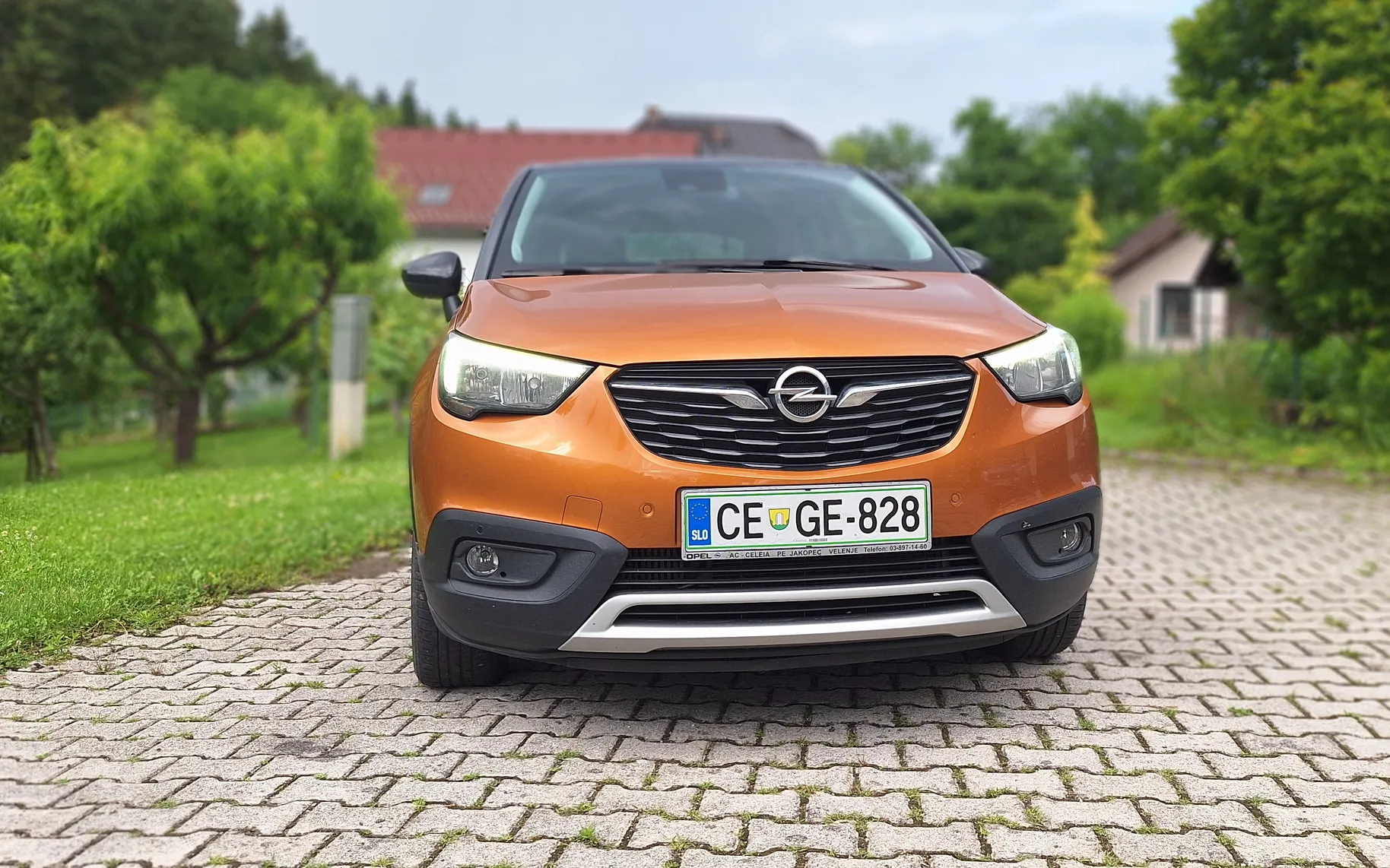 Zunanja slika - Opel Crossland X - 1,2 Turbo Innovation Start/Stop - 2